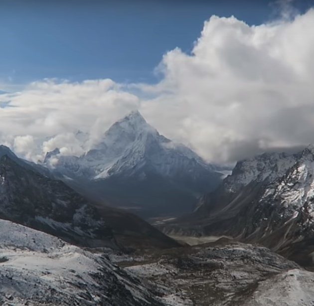 Everest-Base-Camp-Cho-La-Pass-trek