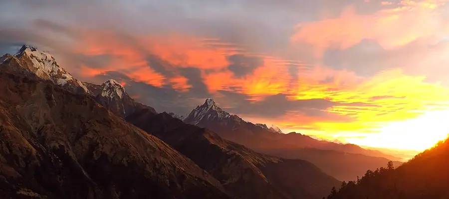 Khayar-Lake-Short-Trek