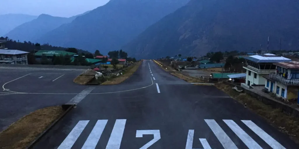 lukla-runway