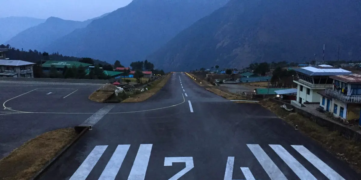 lukla-runway