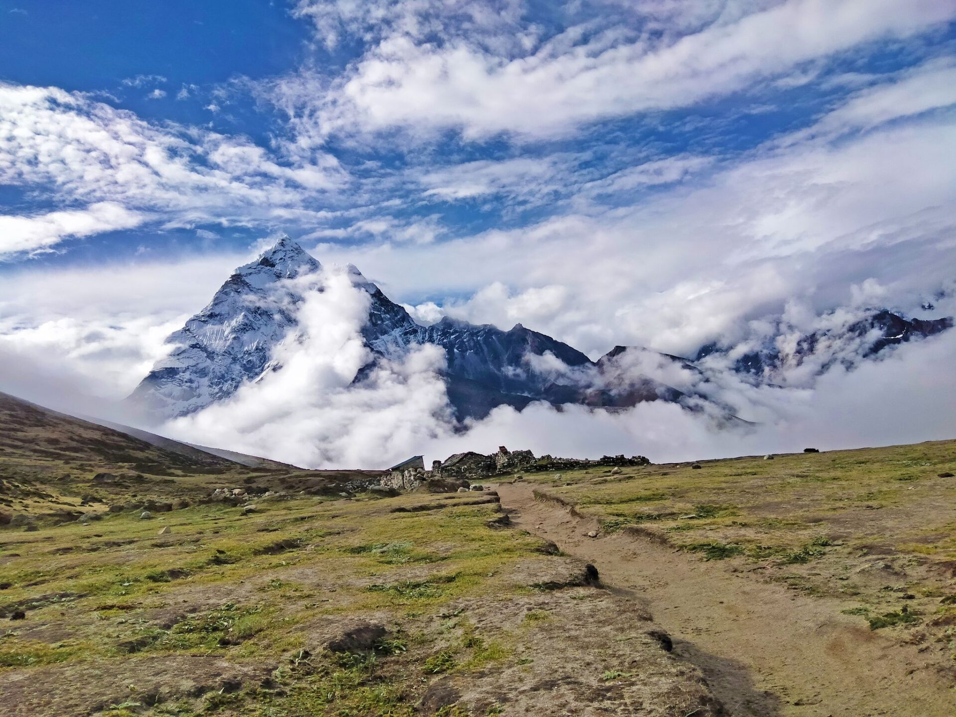 Everest-Base-Camp-Trek-Guide