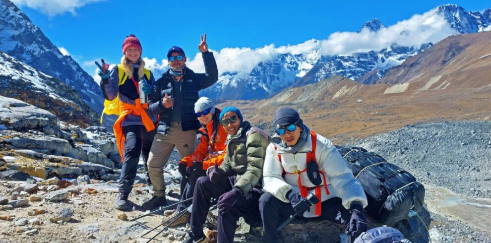 photo-with-clients-during-Everest-Base-Camp-Trek