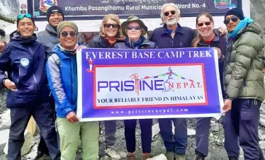 everest-base-camp-senior-citizen