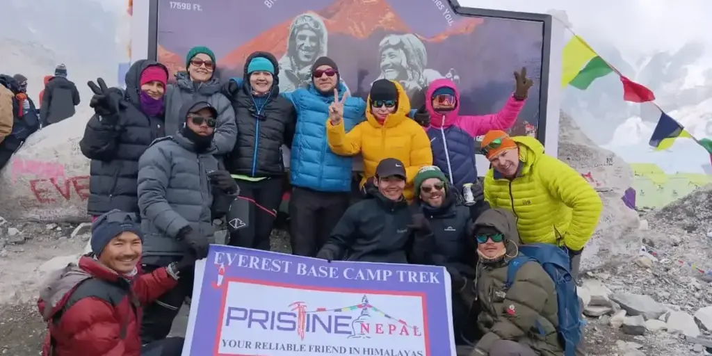 guests-in-everest-base-camp